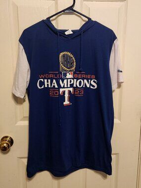 Texas Rangers 2023 World Series Champions Hooded T-Shirt Men’s M